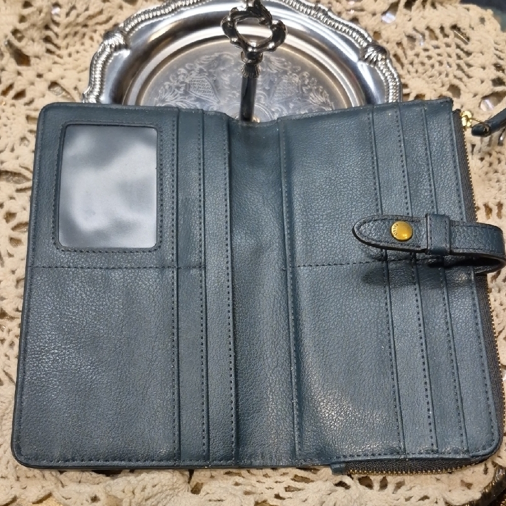 Fossil Dark Green Teal Leather Wallet - Picture 4 of 12